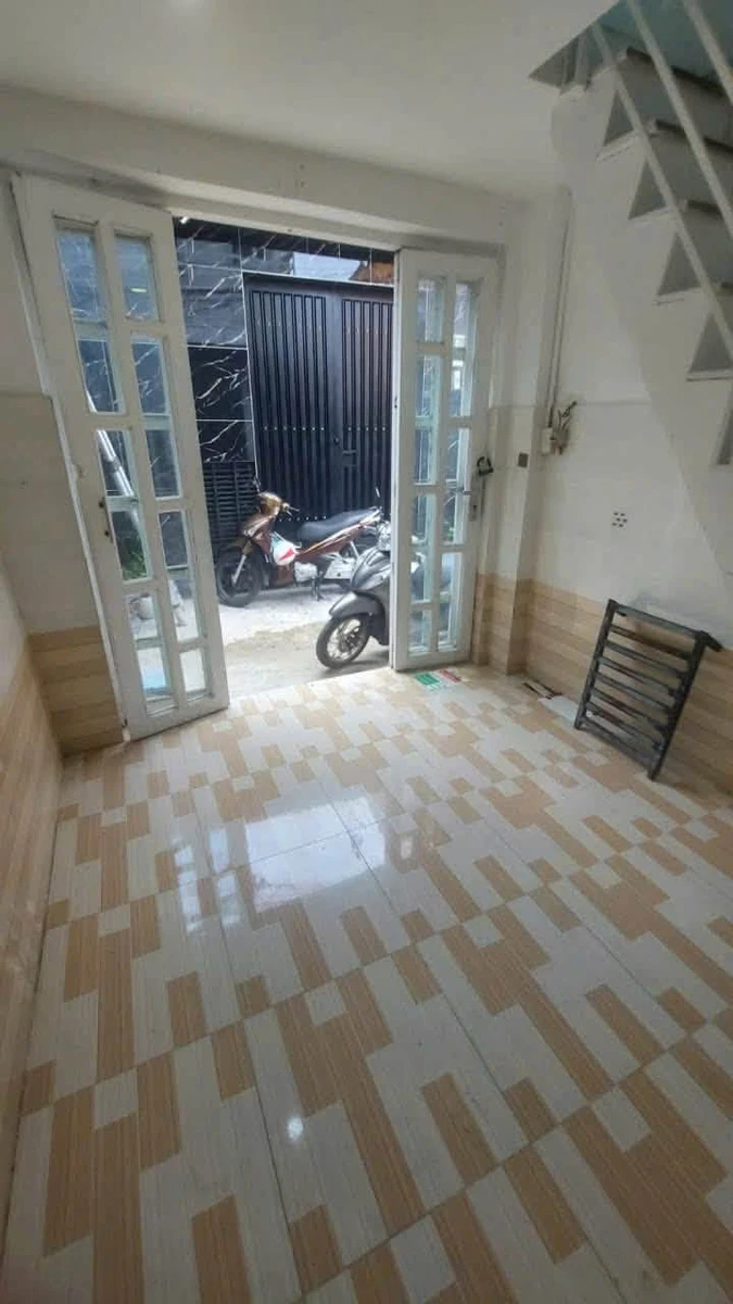 Bán nhà 2 tầng 15m² Phú Thuận Quận 7, 850 triệu - Ảnh thu nhỏ 2