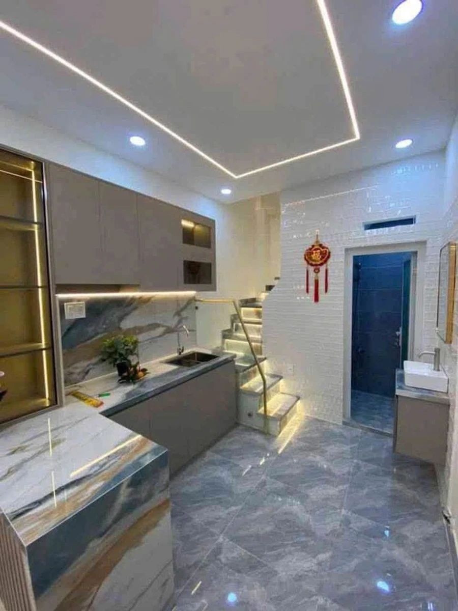 Bán nhà 2 tầng 50m2, 2PN 2WC hẻm 3 gác đường Cao Văn Lầu, Phường 2, Quận 6 - Ảnh thu nhỏ 3