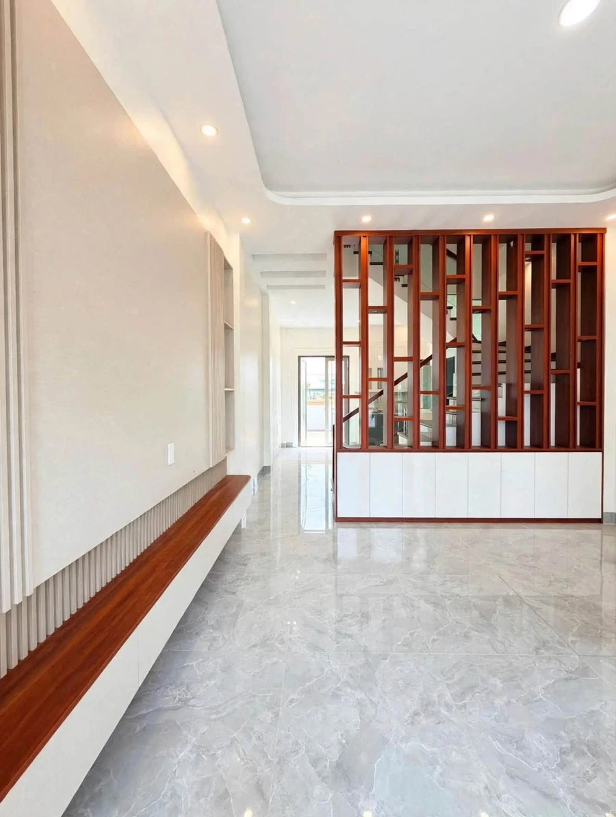 Bán nhà 3 tầng 63m² đường ô tô Cao Thắng Tân Bình - Ảnh thu nhỏ 4