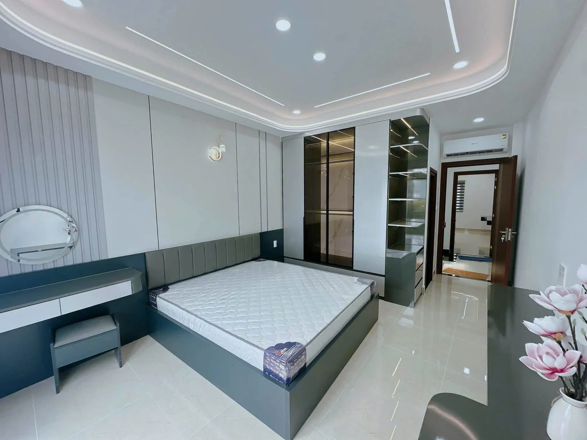 Bán nhà mới 1 trệt 3 lầu 60m2, 4PN 5WC, gần chợ Bà Chiểu, Bình Thạnh - Ảnh thu nhỏ 3