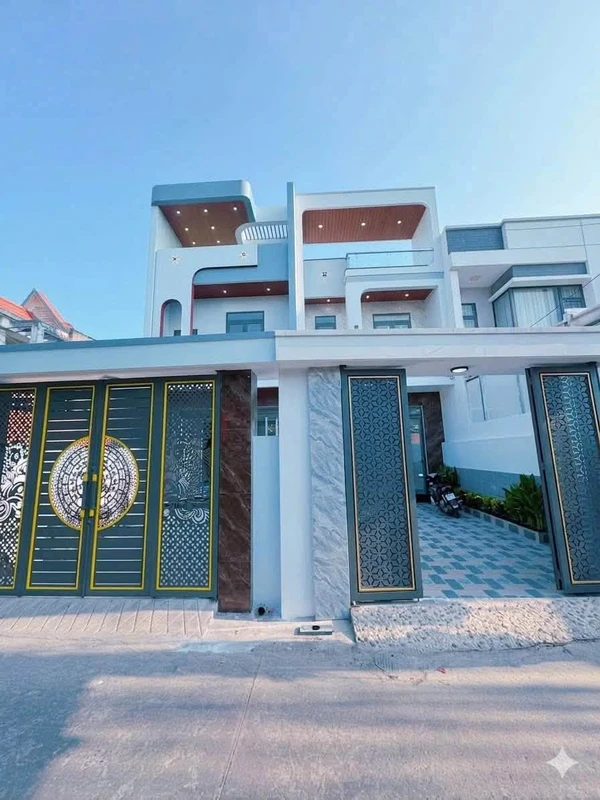 Bán nhà 3PN, 129.8m² sổ riêng Lê Văn Tiên Dĩ An, 5.8 tỷ