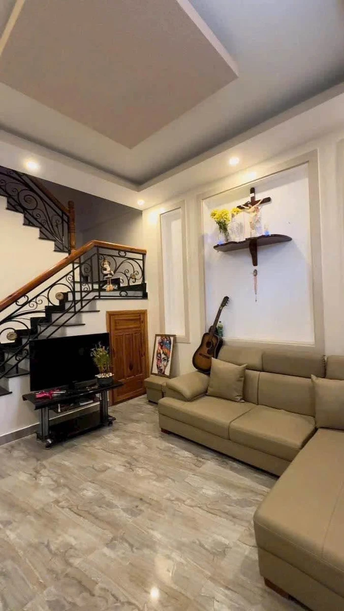 Bán nhà hẻm Triệu Việt Vương, Đà Lạt, 53m2, 5,6 tỷ - Ảnh thu nhỏ 3