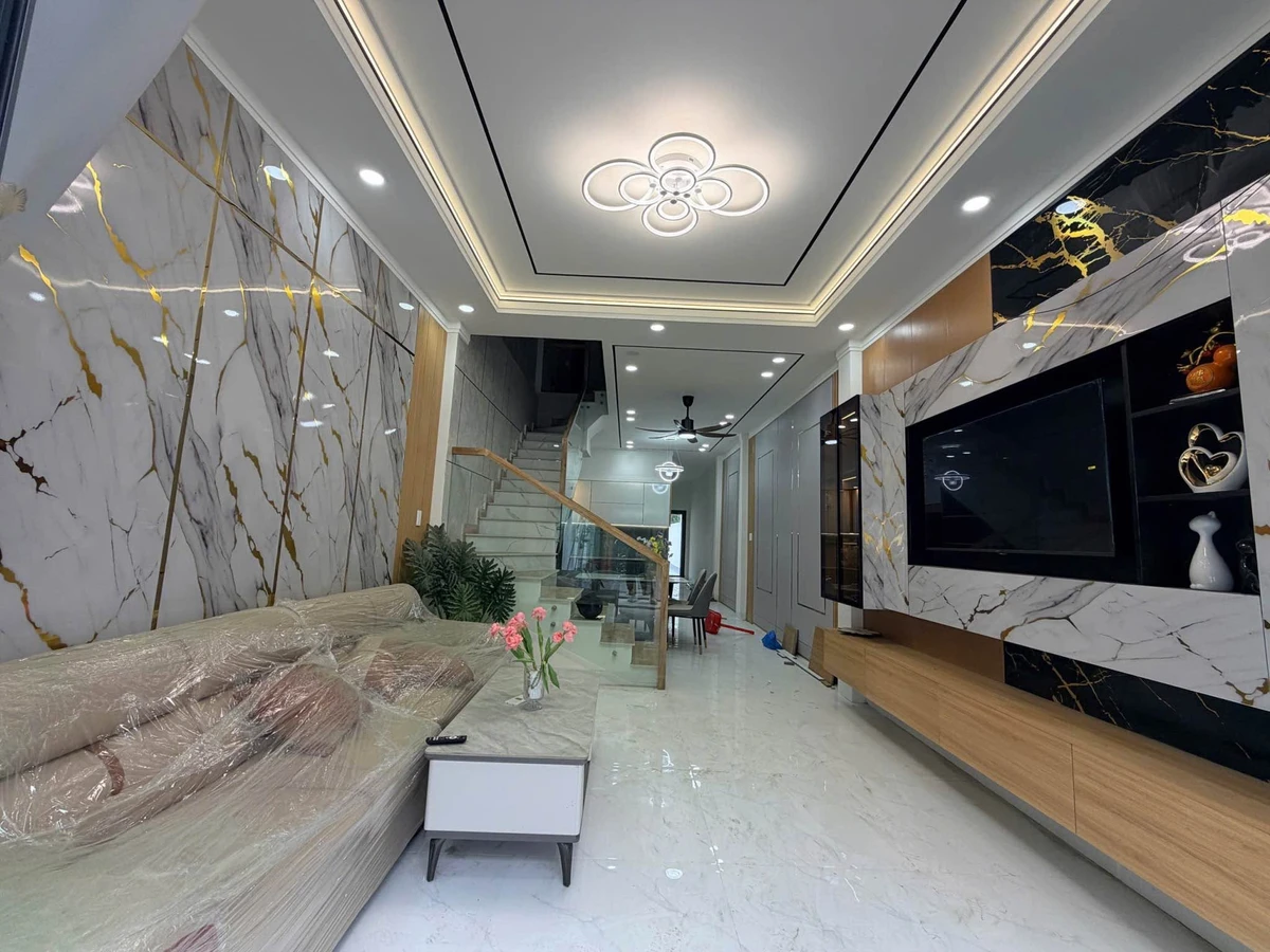 Bán nhà 4x33m, 3 phòng ngủ, 3 WC, giá 1,93 tỷ tại phường Bảo Vinh, Long Khánh, Đồng Nai - Ảnh thu nhỏ 2