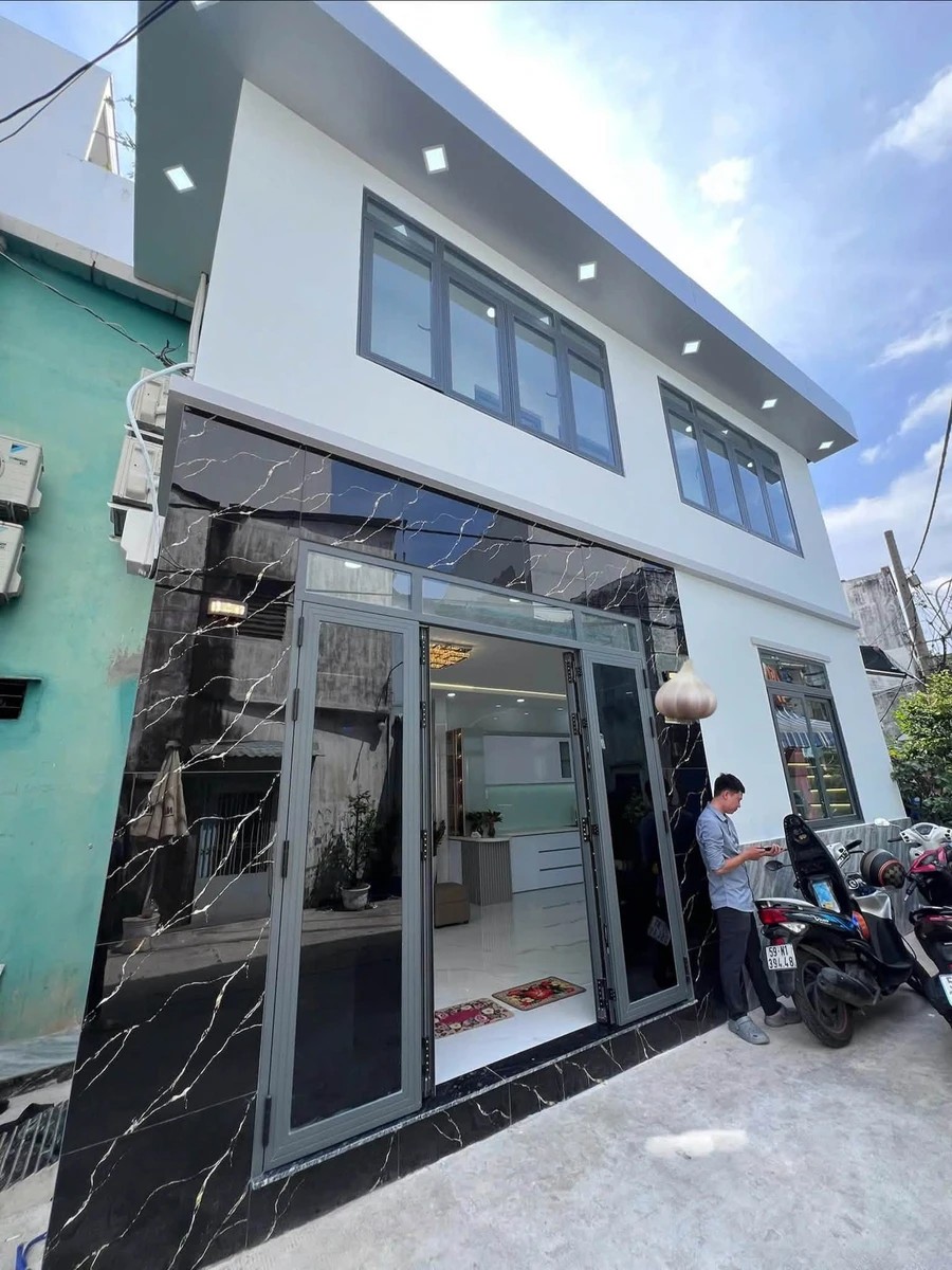Bán nhà 2 tầng, 7,9x4,9m, 2PN 2WC, Quận 6, 5,6 tỷ - Ảnh thu nhỏ 2