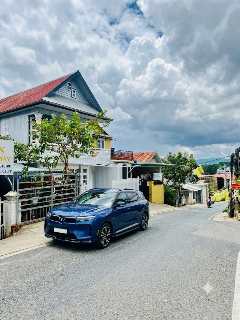 Bán nhà phố mặt tiền Ngô Thì Nhậm, Đà Lạt, 98m², 5 phòng, 7 tỷ - Ảnh thu nhỏ 2