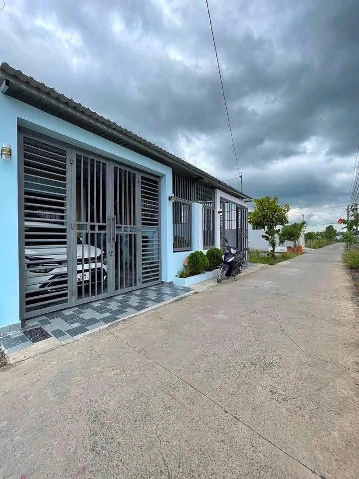 Nhà mới 3 phòng ngủ 150m² Long Khê Tây Ninh - Ảnh 1
