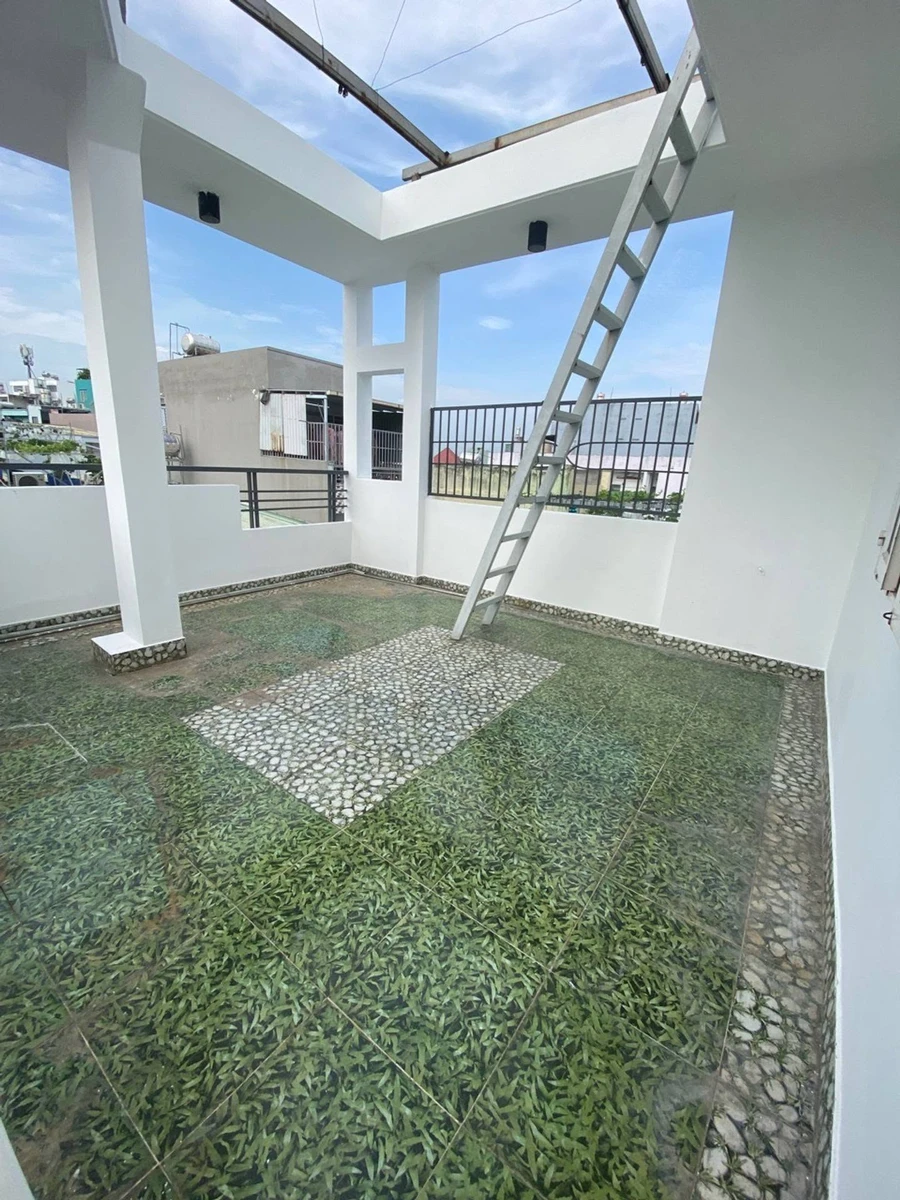 Bán nhà phố 4PN, sân thượng, 75m² Tỉnh Lộ 10, giá 4.55 tỷ - Ảnh thu nhỏ 3