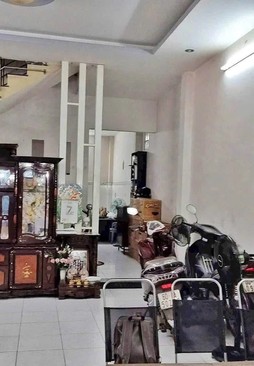 Bán nhà mặt tiền Trương Định, Bình Tân 74m² 7.9 tỷ - Ảnh thu nhỏ 3