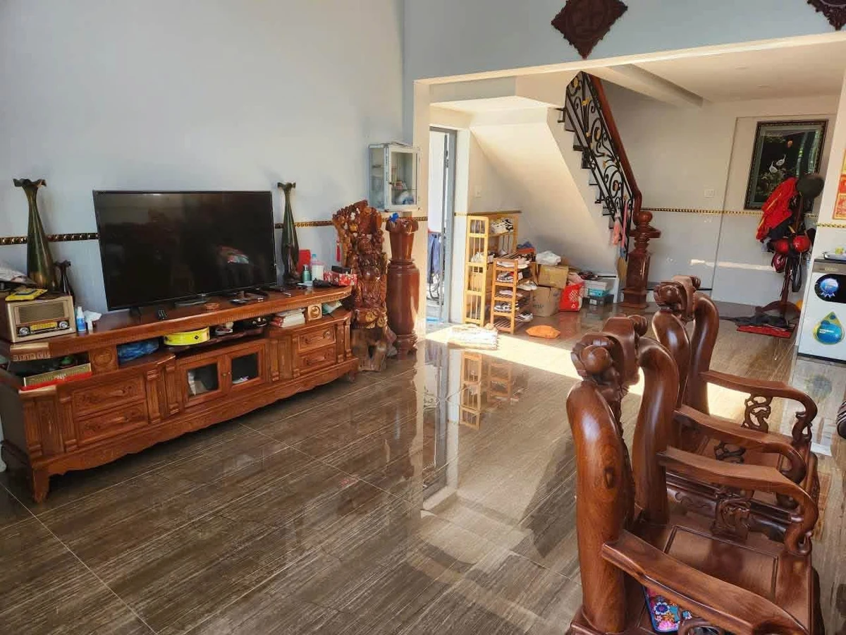 Bán nhà lô góc 2 mặt tiền 111m² Điện Biên Phủ, Quy Nhơn 7 tỷ - Ảnh thu nhỏ 3