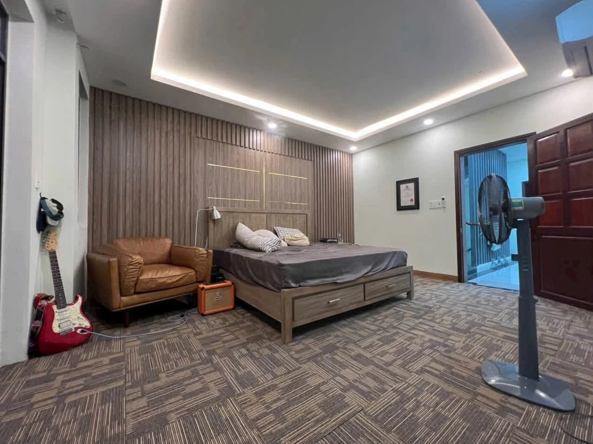 Bán nhà liền kề full nội thất 4PN 313m² Thủ Đức 15,5 tỷ - Ảnh thu nhỏ 5
