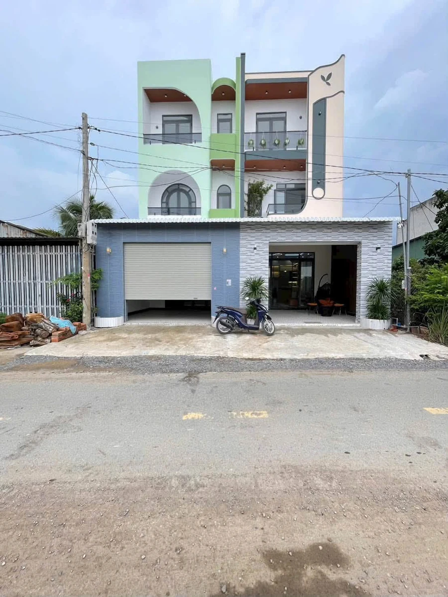 Bán nhà phố 3 phòng ngủ 95m² Bến Lức Long An - Ảnh thu nhỏ 2