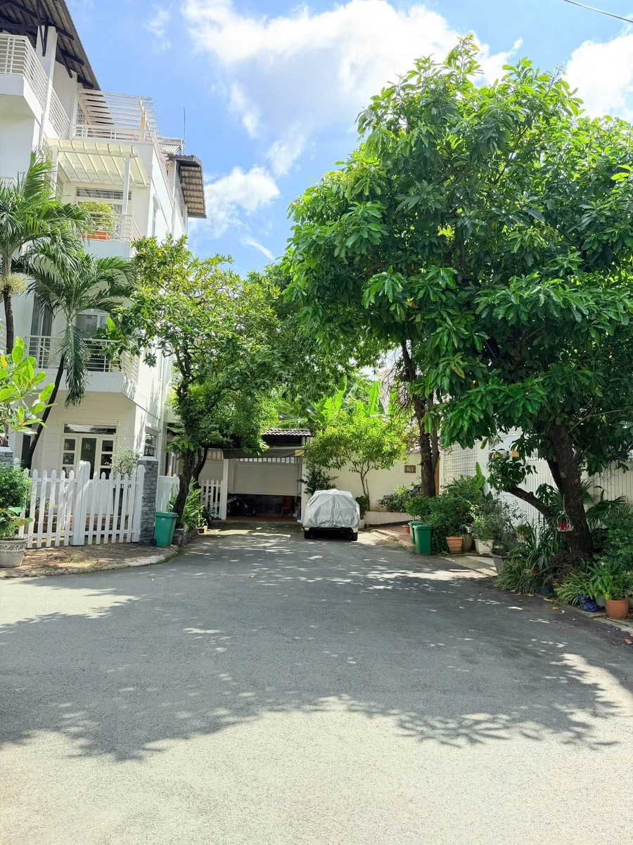 Bán biệt thự khu compound bờ sông Trần Não Quận 2, 199m² - Ảnh thu nhỏ 3