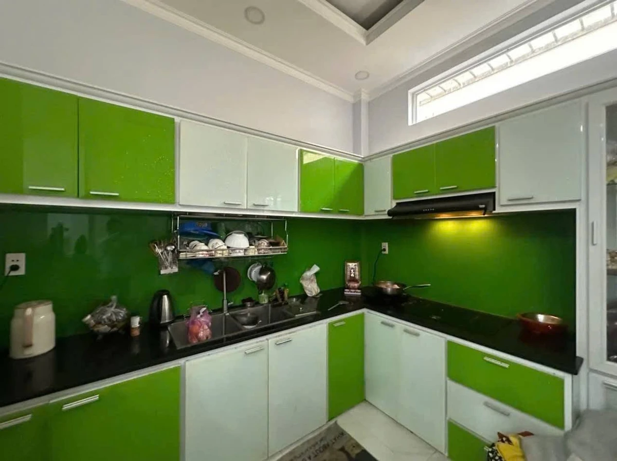 Bán nhà 4 PN 3 WC 50m² Lã Xuân Oai Long Trường Q9 5,8 tỷ - Ảnh thu nhỏ 3