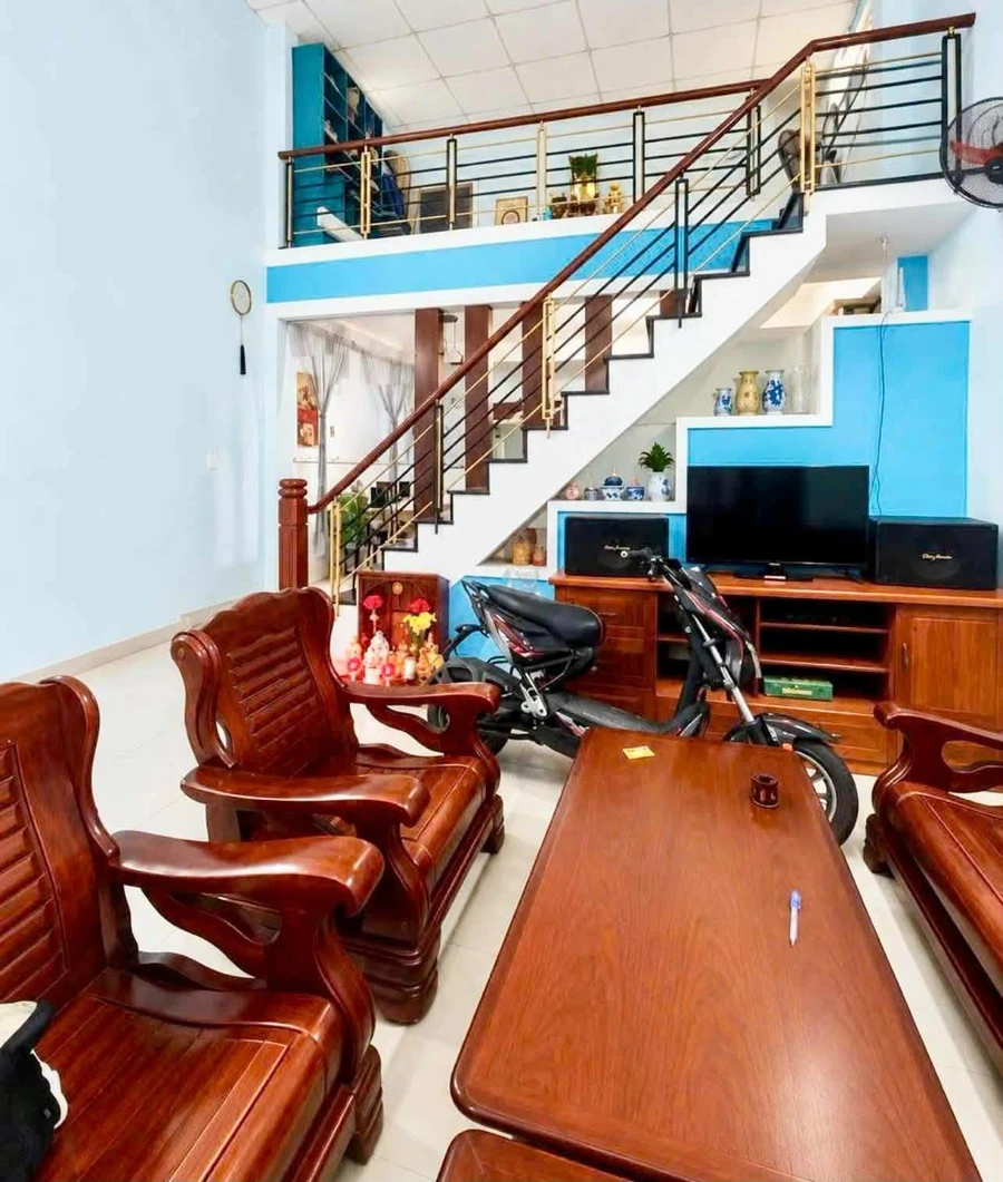 Bán nhà gác lửng 70m2 đường Lê Văn Sĩ Đà Nẵng 4 tỷ - Ảnh 1