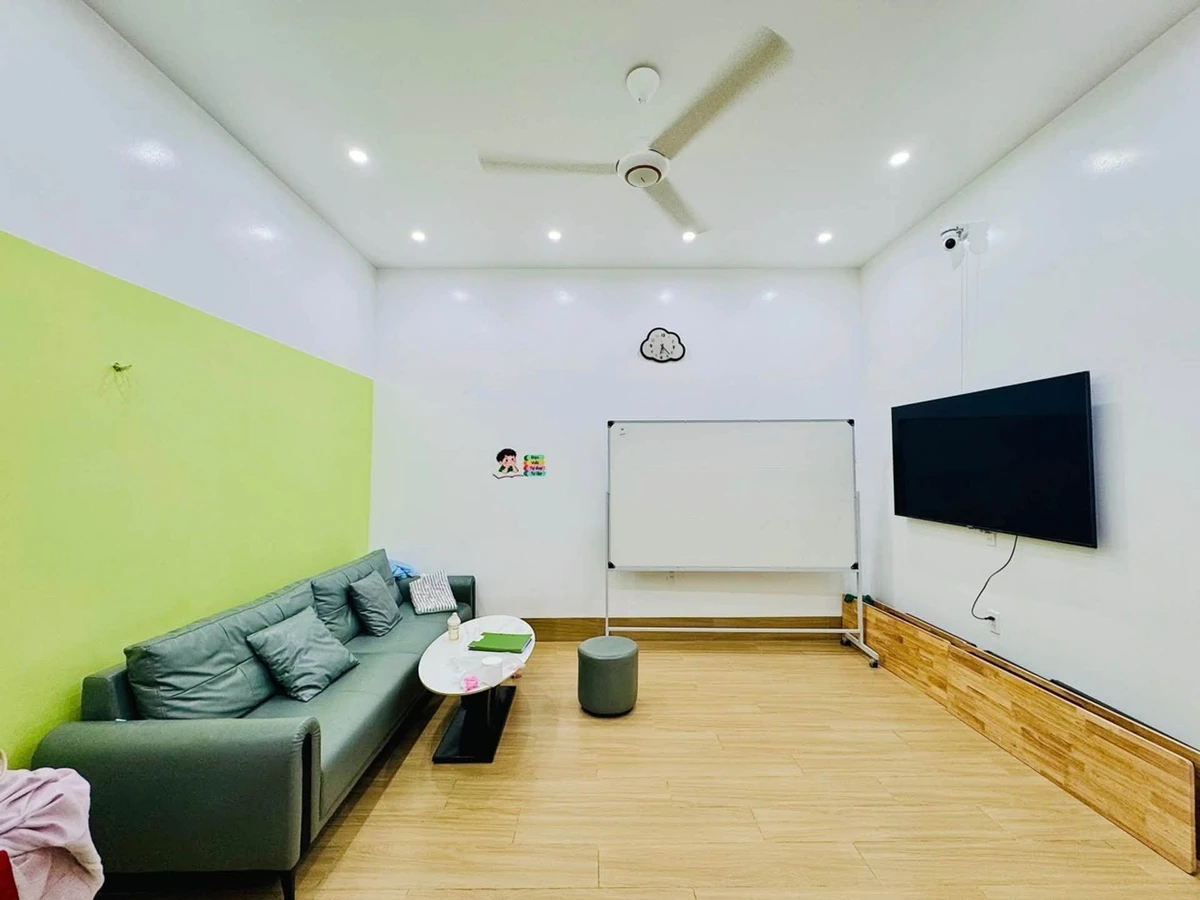 Bán nhà 2 tầng 34m2 mặt tiền 7,2m Nguyễn Tường Loan, Hải Phòng - Ảnh 1