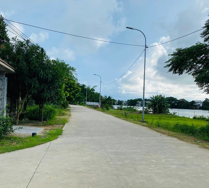 Bán lô góc 200m2 Thanh Vinh, Huế, 7 triệu/m2