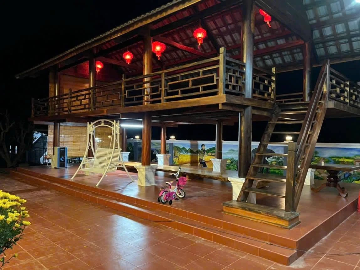 Bán biệt thự mái thái gần 2.000m2 tại Xã Hòa Phú, Buôn Ma Thuột giá 12,5 tỷ - Ảnh 1