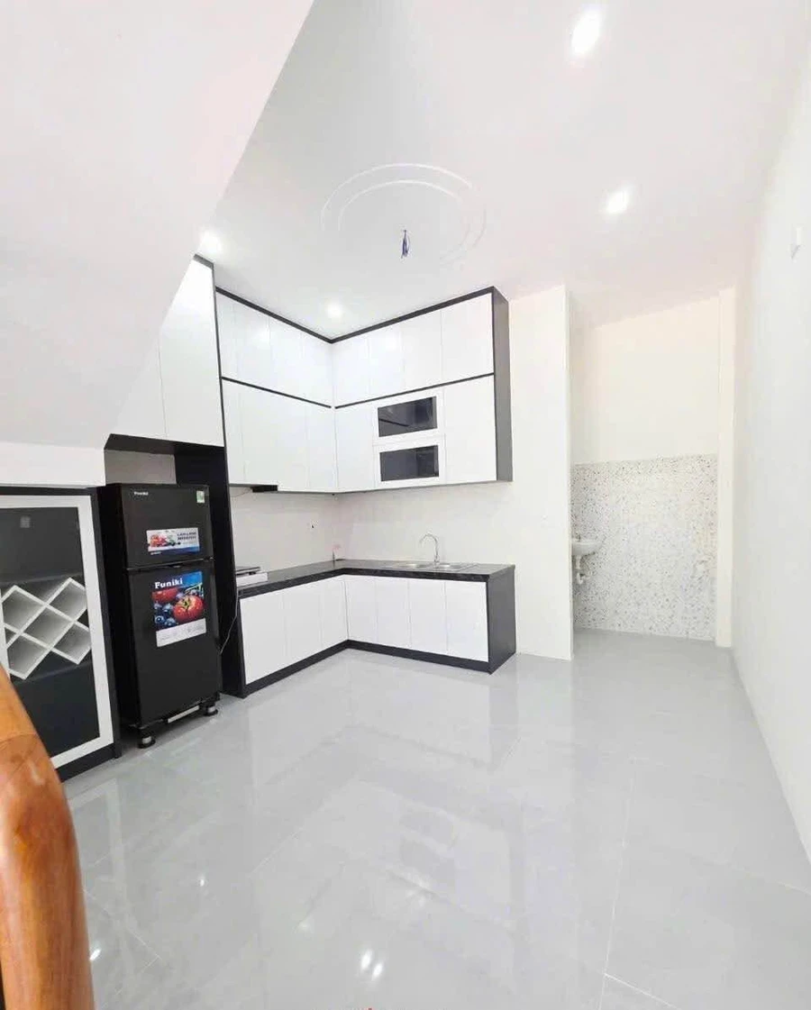 Bán nhà hẻm 2 tầng Thành Thái Quy Nhơn, 40m2, 2PN, 2.8 tỷ - Ảnh thu nhỏ 3