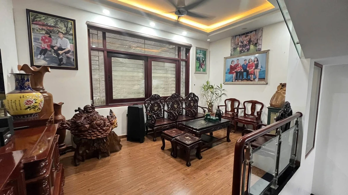 Bán nhà 3 tầng mặt tiền Nguyễn Du, Lào Cai, 95,71 m² - Ảnh thu nhỏ 2