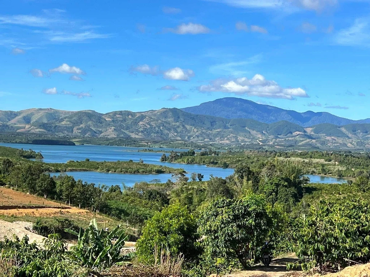 Bán đất thị trấn 200m² view hồ 300 triệu Đắk Hà - Ảnh thu nhỏ 3
