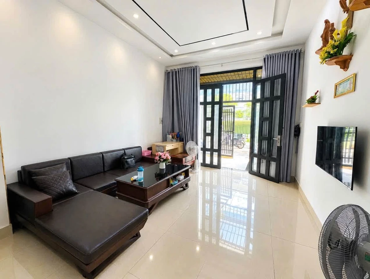 Bán nhà 3 tầng Tam Bình Thủ Đức 55m² 5 tỷ - Ảnh thu nhỏ 2