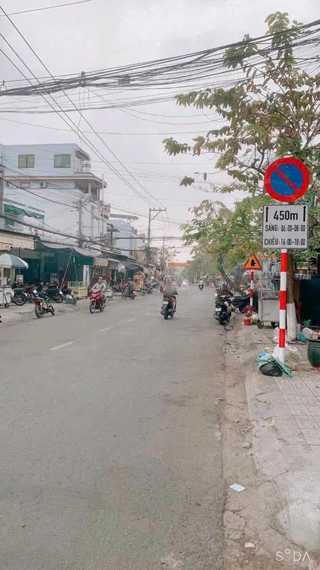 Bán đất ODT 416m2 mặt tiền Phan Văn Tình, Long An