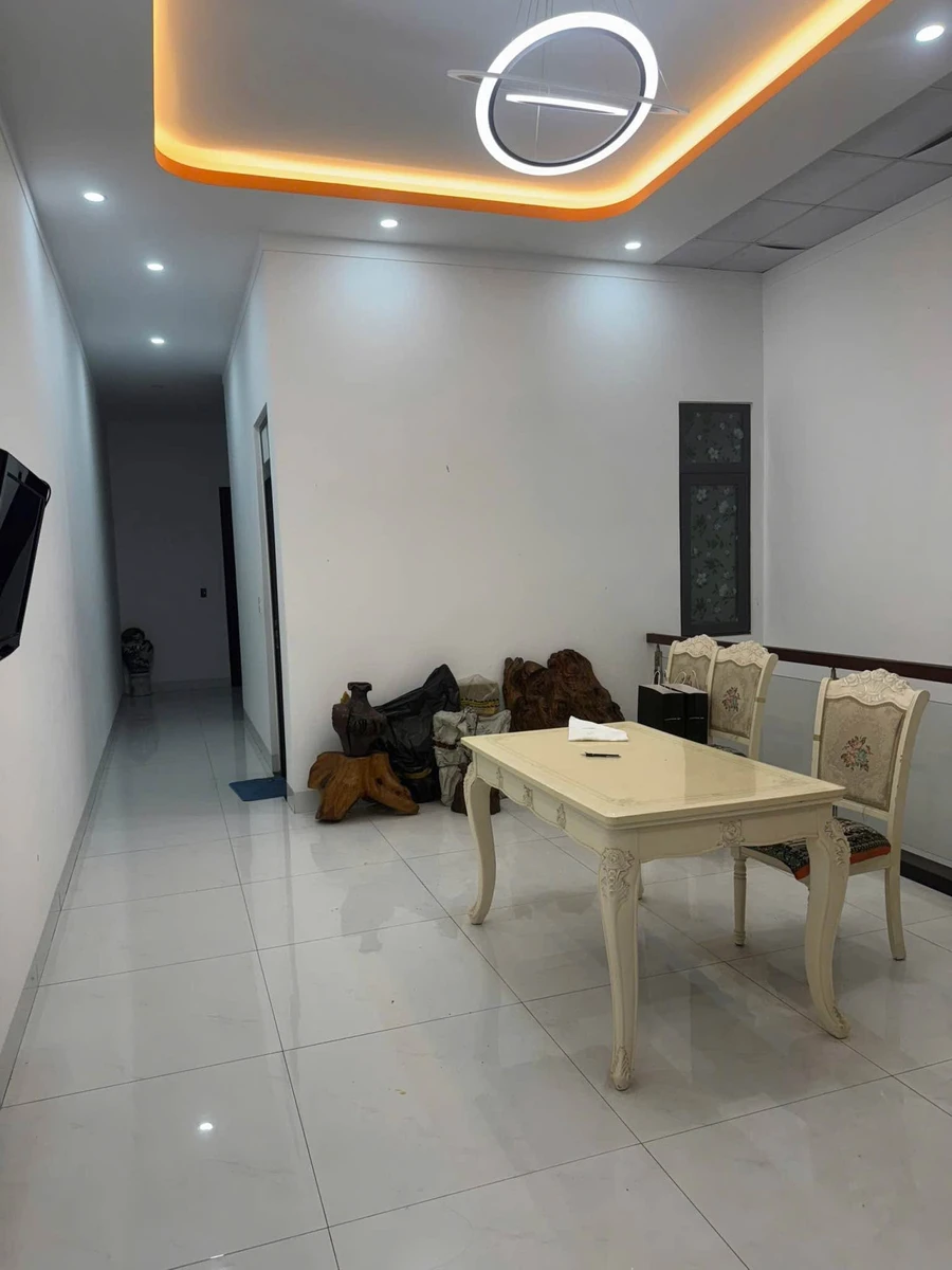 Bán nhà mặt tiền Phạm Hồng Thái 180m² - 12,7 tỷ - Ảnh thu nhỏ 4