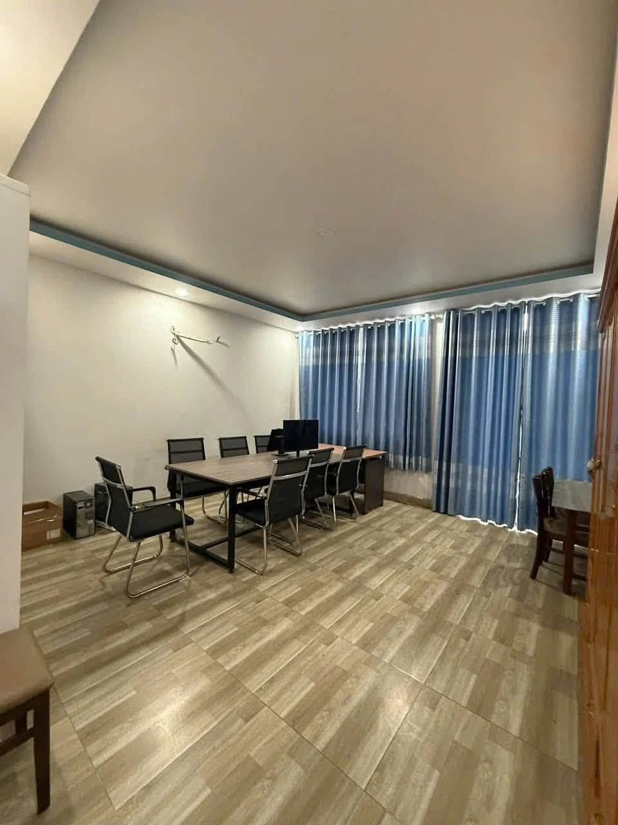 Nhà bán 4,7 tỷ 1 trệt 2 lầu 100m² Việt Sing Bình Dương - Ảnh thu nhỏ 4
