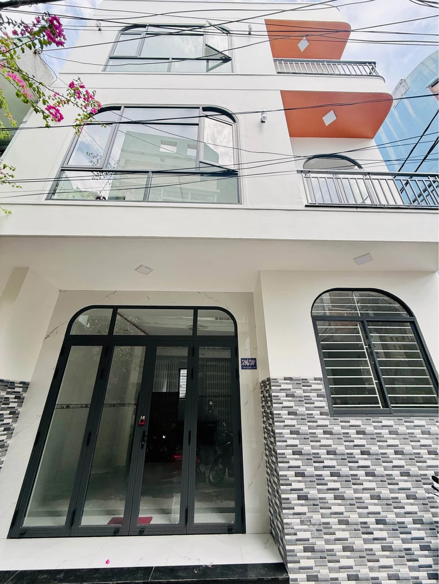 Bán nhà 3 tầng hẻm Trần Hưng Đạo, 58m², 3PN, trung tâm Quy Nhơn - Ảnh thu nhỏ 2