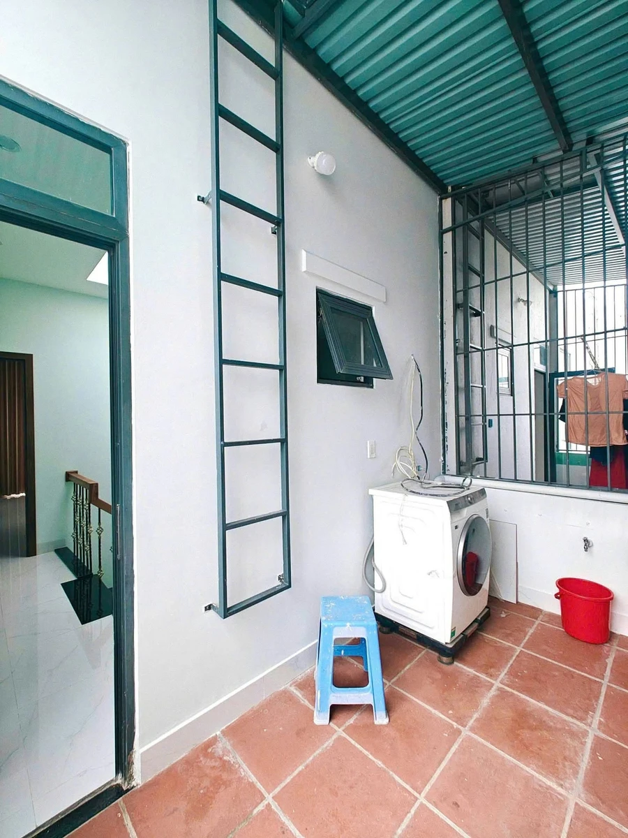 Bán nhà hẻm 3 tầng Quy Nhơn 40,6m2 4 tỷ 950 triệu - Ảnh thu nhỏ 5