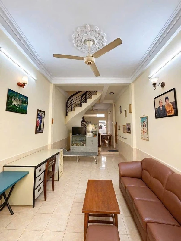 Cho thuê nhà hẻm 49m² 2PN, Phú Nhuận 15 triệu/tháng