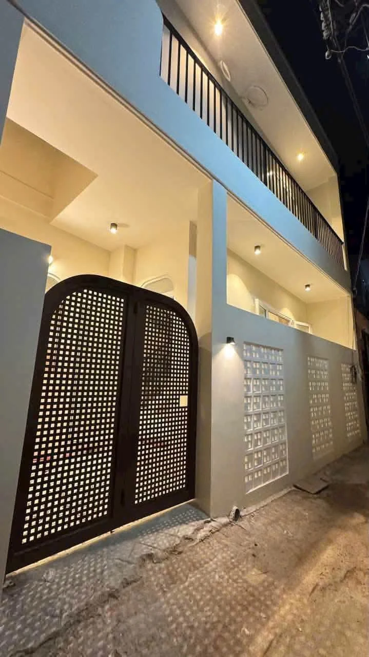 Bán nhà lầu 2PN Phan Thiết 100m2, 2 tỷ 200 triệu - Ảnh 1