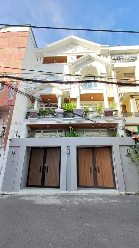Bán biệt thự 5 tầng 7x16m đường Hoàng Hoa Thám, Tân Bình, giá hơn 7 tỷ