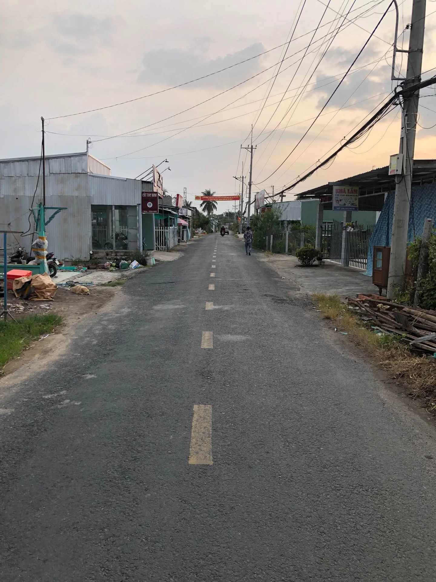 Nhà mặt tiền đường 30/4 bán 1 tỷ 350 triệu, 150m² Kiên Giang - Ảnh 1