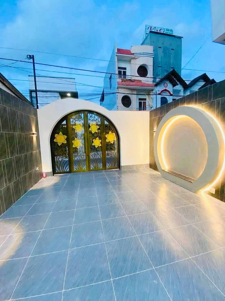 Bán nhà mặt tiền Văn Cao 125m² Rạch Giá 4,18 tỷ - Ảnh thu nhỏ 2