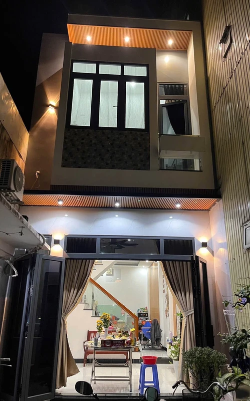 Bán nhà 2 tầng 43m2 full nội thất Quy Nhơn 3,399 tỷ