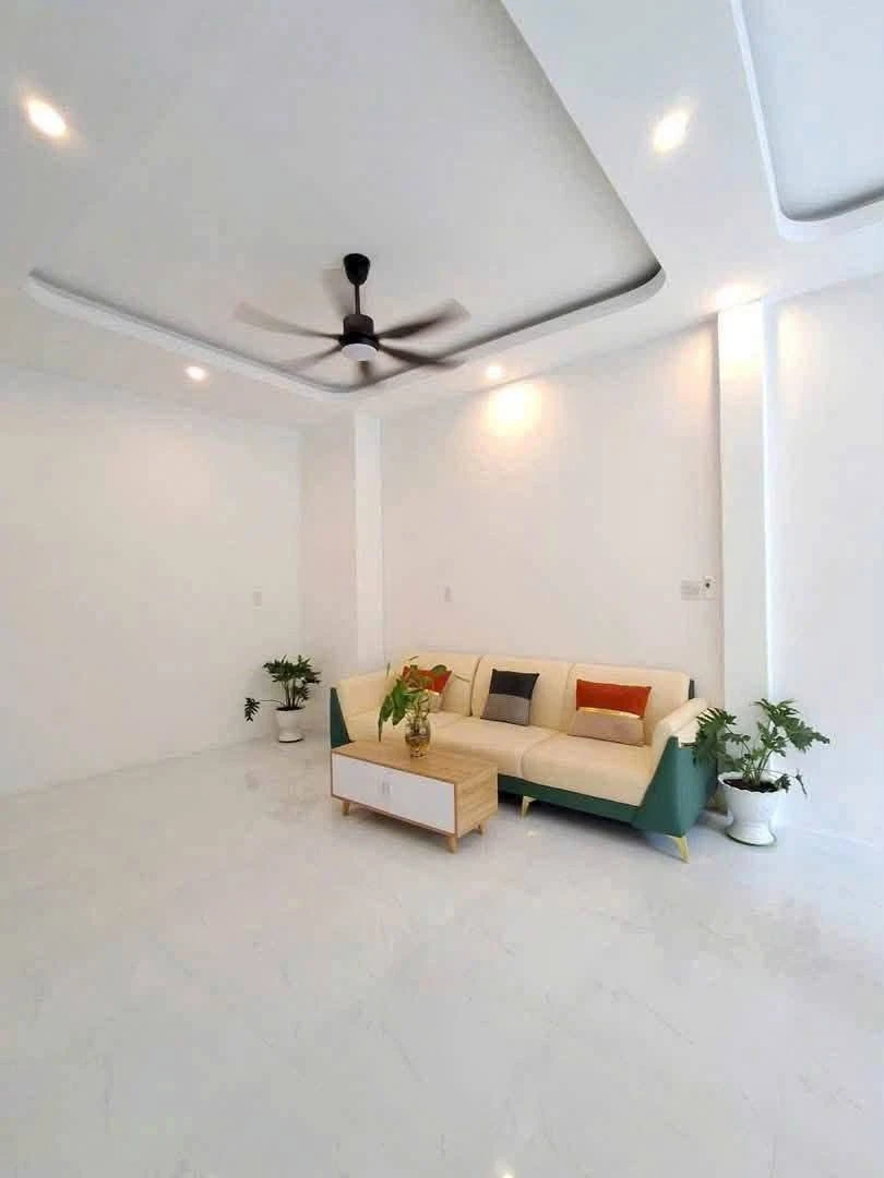 Bán nhà 2 tầng 65m² Lê Hồng Phong Quy Nhơn - Ảnh thu nhỏ 3