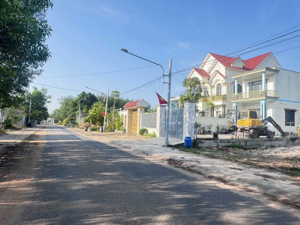 Bán đất kinh doanh Chơn Thành Bình Phước 100m2 giá 2 tỷ - Ảnh thu nhỏ 2