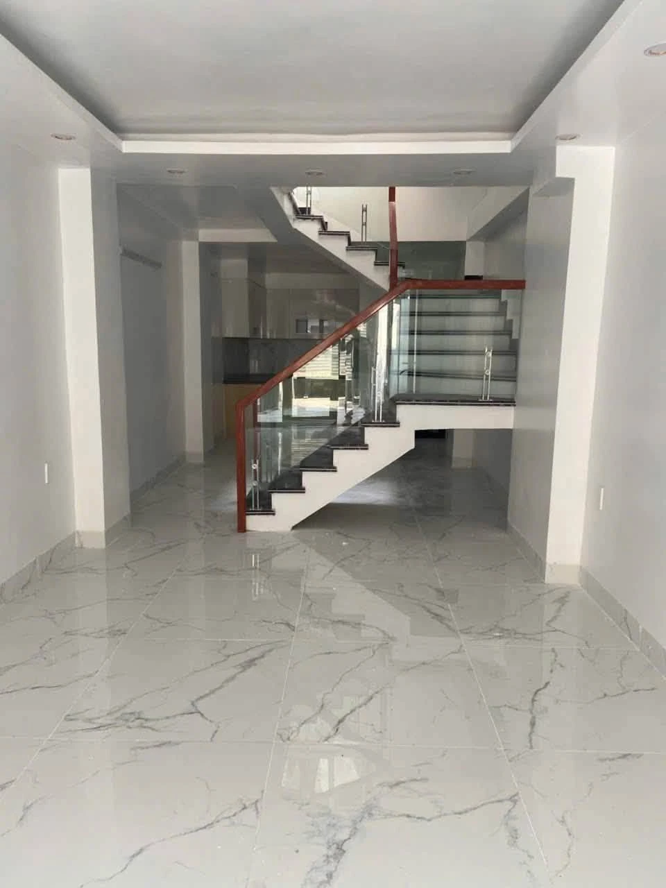 Bán nhà 3 tầng 54m² ngõ thông Phạm Hữu Điều 2,98 tỷ - Ảnh 1