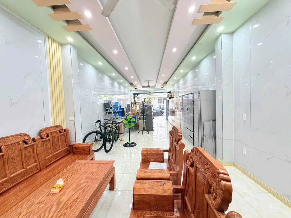 Bán nhà 2 tầng Hoàng Liên, Bình Tân, 135m2, 5 tỷ - Ảnh 1