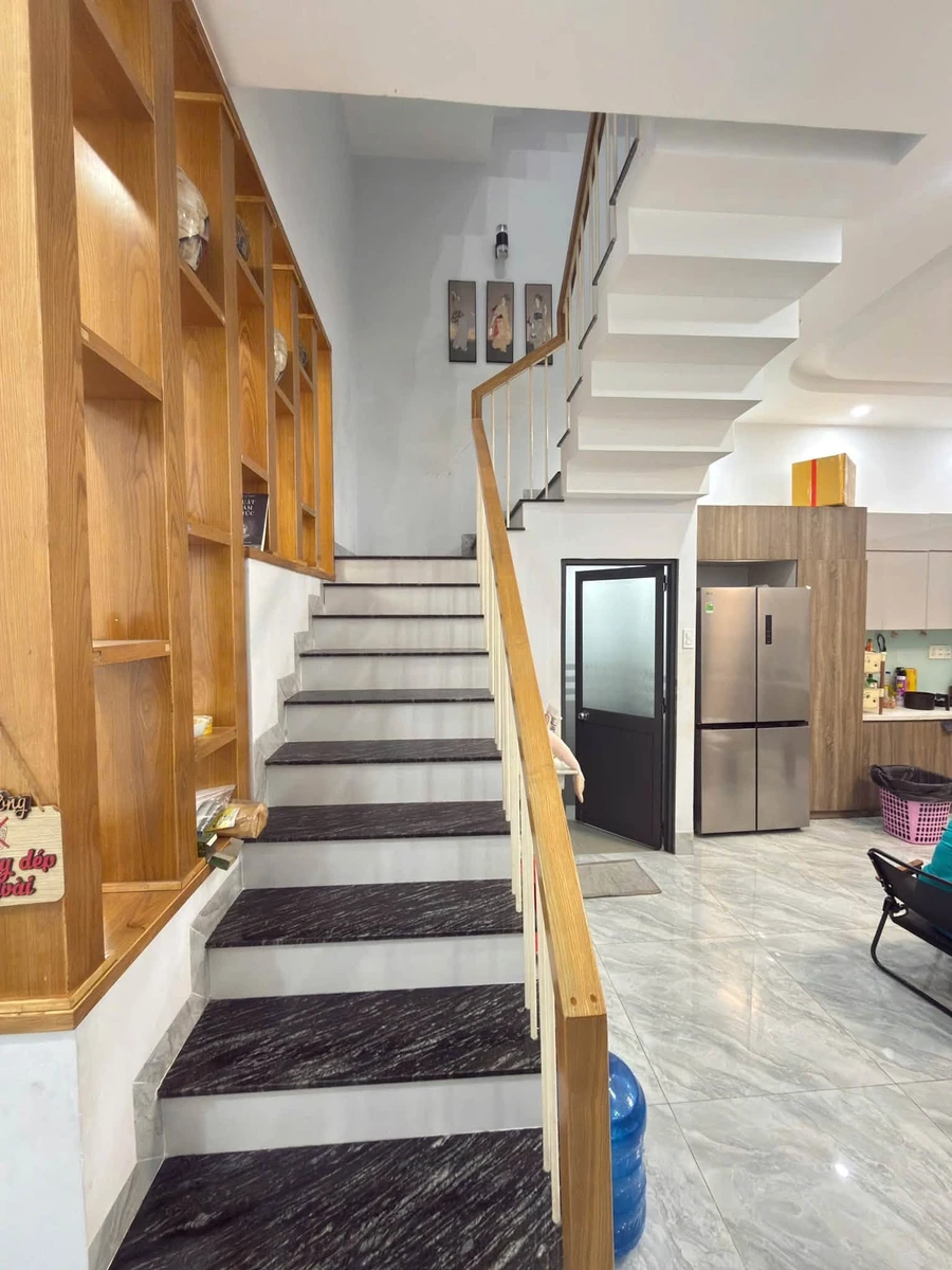 Bán nhà 3PN gần Vincom Biên Hòa, 60m2, 4.9 tỷ - Ảnh thu nhỏ 3