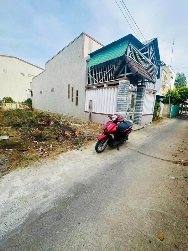 Bán nhà 100m² gần Chợ Mương Cát, Quận 12