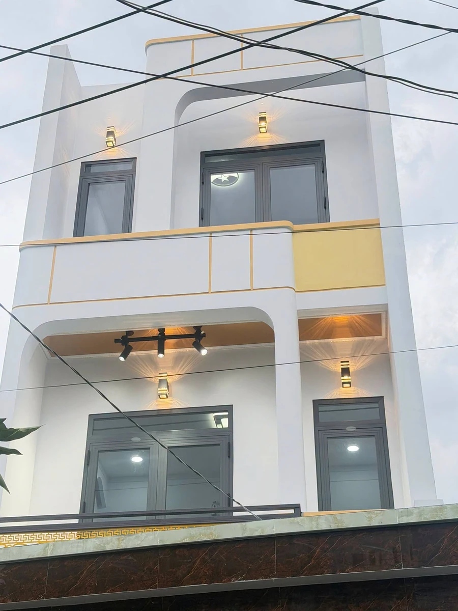 Nhà phố mới 4PN, 200m², Dĩ An – 5,65 tỷ - Ảnh thu nhỏ 2