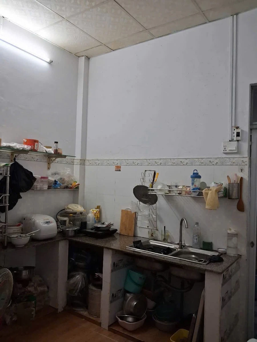 Nhà 2 tầng 36m² gần Lê Hồng Phong Nha Trang, giá 2,1 tỷ - Ảnh thu nhỏ 3