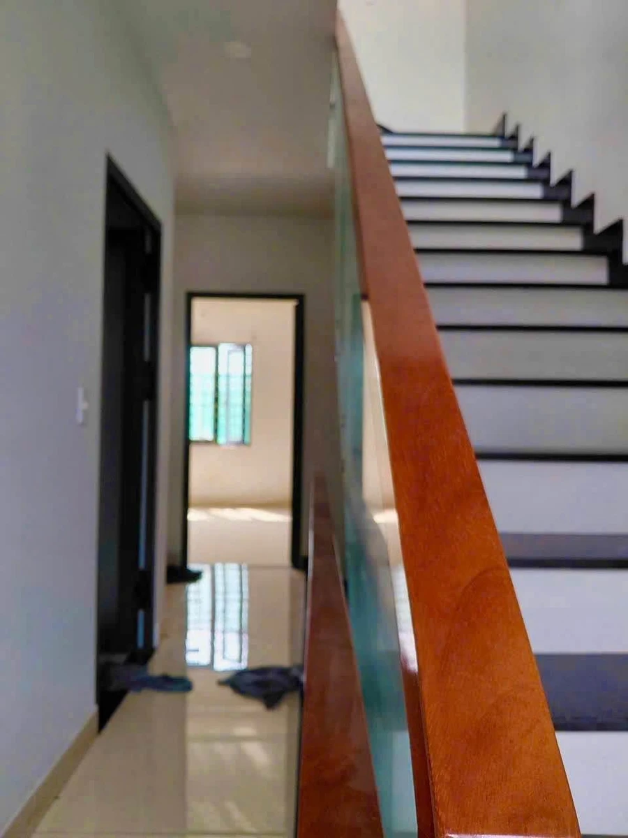 Bán nhà 1 trệt 2 lầu 70m2 khu Sunshine Tâm Hiệp Đồng Nai - Ảnh thu nhỏ 5