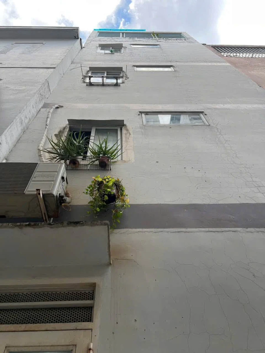 Bán nhà 2 mặt hẻm 51m² 5PN Trần Bình Trọng - Ảnh thu nhỏ 2