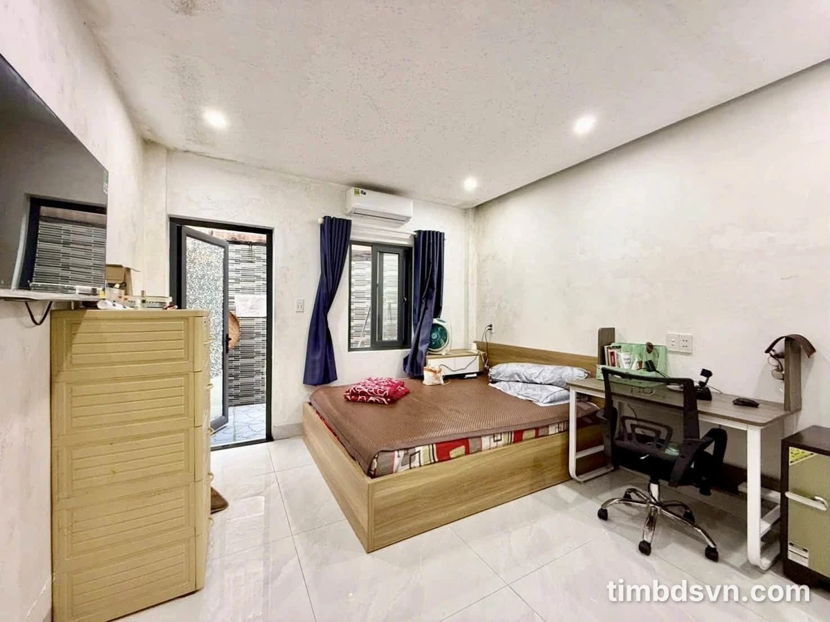 Bán nhà mặt tiền Trường Chinh 77m2 3 tầng 3PN giá 3.85 tỷ - Ảnh thu nhỏ 3
