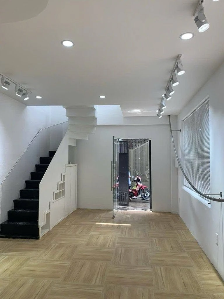 Bán nhà hẻm mặt tiền Trần Huy Liệu 49.5m² 3 tầng - Ảnh thu nhỏ 3