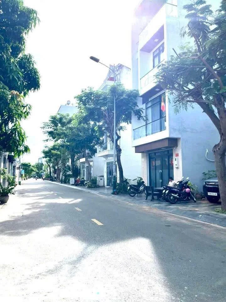 Bán đất nền Phố Biển Ocean Phan Thiết 132,8m2 giá 5,5 tỷ - Ảnh thu nhỏ 3