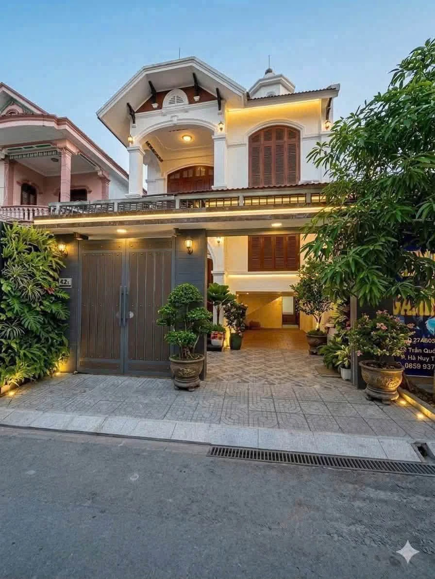 Bán nhà góc 2 mặt tiền 127m² Trần Quốc Toản Quận 1 - Ảnh 1